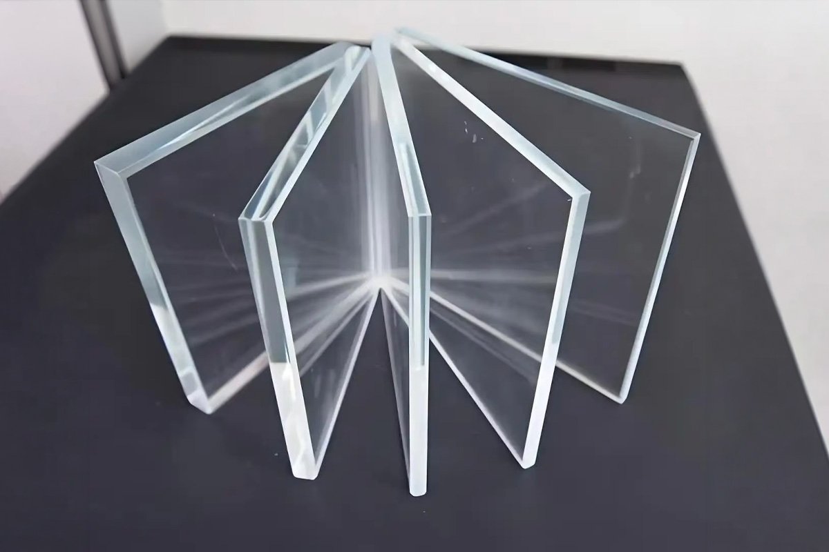 Low Iron Glass​